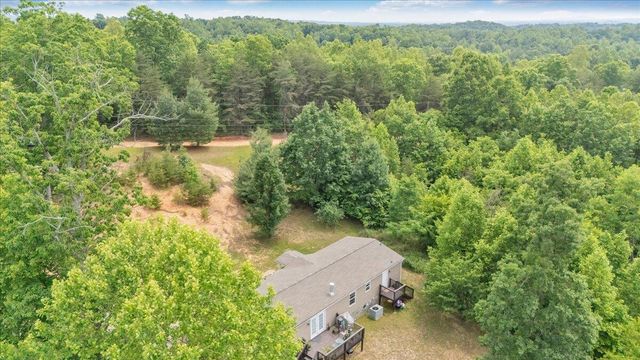 174 Log Cabin CIR, Henry, VA 24102