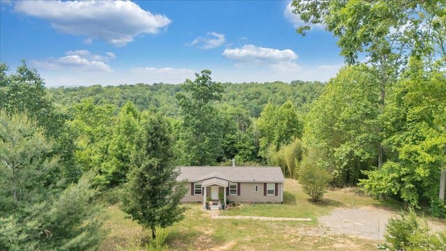 174 Log Cabin CIR, Henry, VA 24102