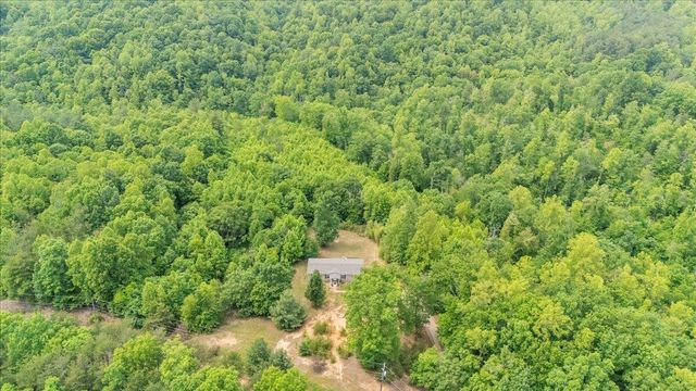 174 Log Cabin CIR, Henry, VA 24102