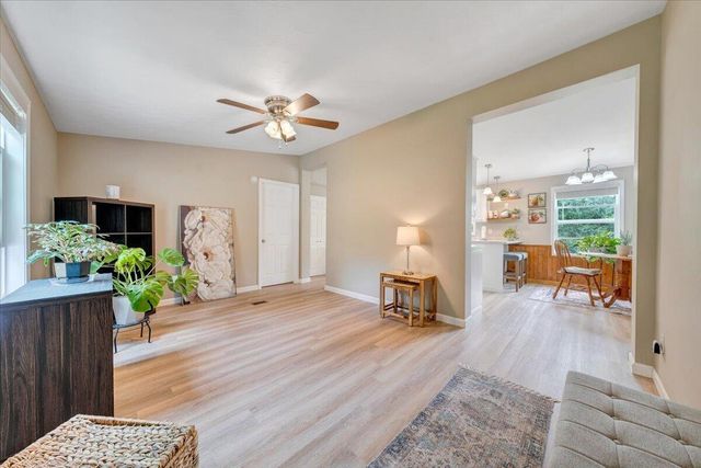 174 Log Cabin CIR, Henry, VA 24102