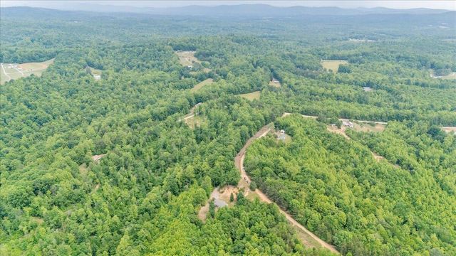 174 Log Cabin CIR, Henry, VA 24102
