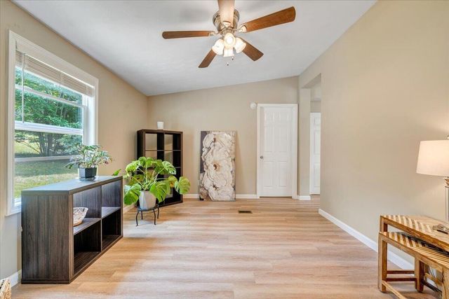174 Log Cabin CIR, Henry, VA 24102