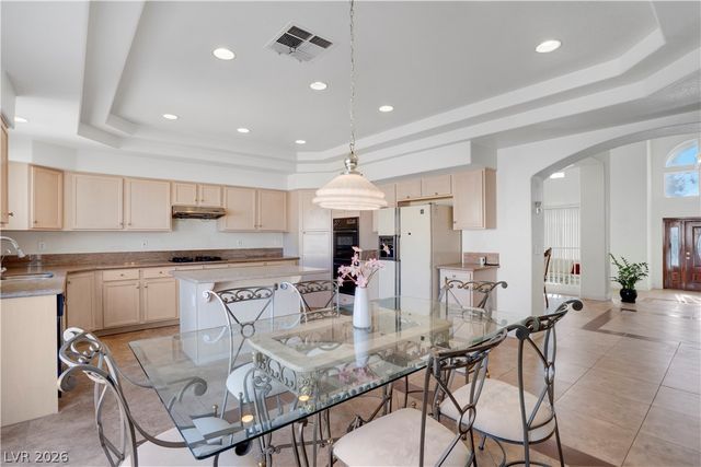 6628 Secluded Avenue, Las Vegas, NV 89110