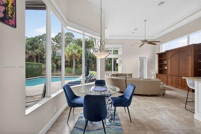 307 Charroux Dr, Palm Beach Gardens, FL 33410