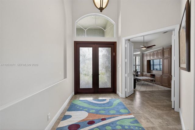 307 Charroux Dr, Palm Beach Gardens, FL 33410