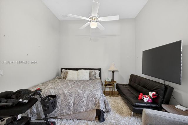 307 Charroux Dr, Palm Beach Gardens, FL 33410