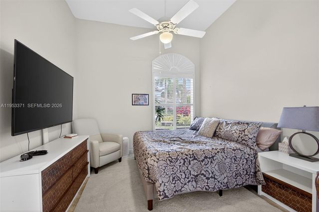 307 Charroux Dr, Palm Beach Gardens, FL 33410