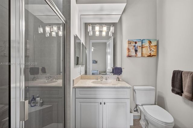 307 Charroux Dr, Palm Beach Gardens, FL 33410