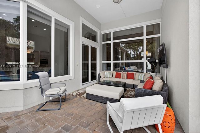 307 Charroux Dr, Palm Beach Gardens, FL 33410