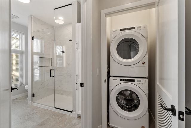 18 Artisan Drive 401, Salem, NH 03079