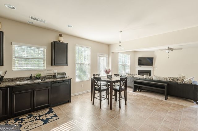 550 Offaly Lane, Atlanta, GA 30349