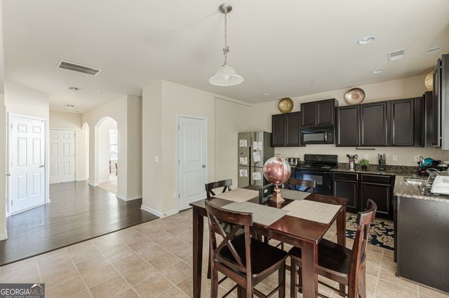 550 Offaly Lane, Atlanta, GA 30349