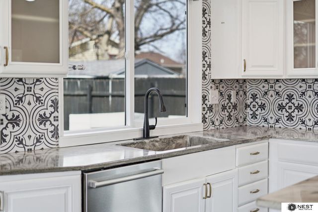 3640 Wildbriar Lane, Lincoln, NE 68516