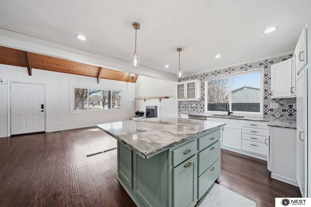 3640 Wildbriar Lane, Lincoln, NE 68516