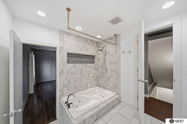 3640 Wildbriar Lane, Lincoln, NE 68516