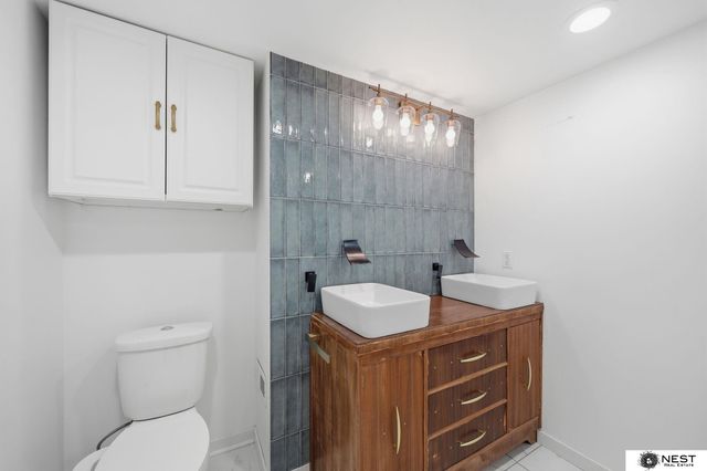 3640 Wildbriar Lane, Lincoln, NE 68516