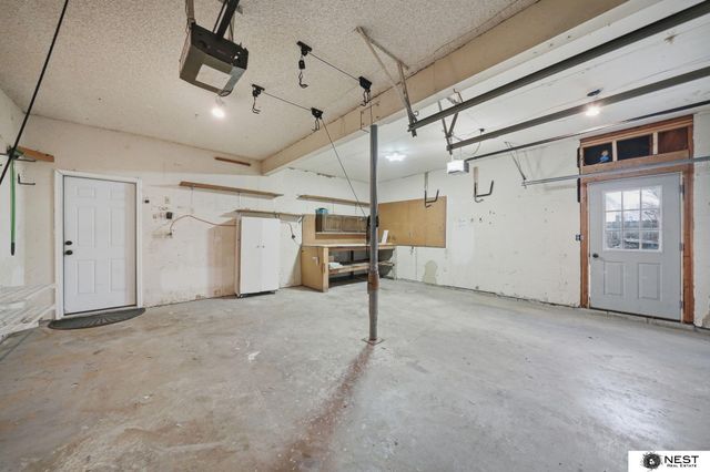 3640 Wildbriar Lane, Lincoln, NE 68516