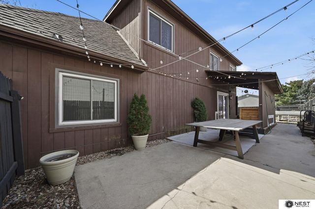 3640 Wildbriar Lane, Lincoln, NE 68516