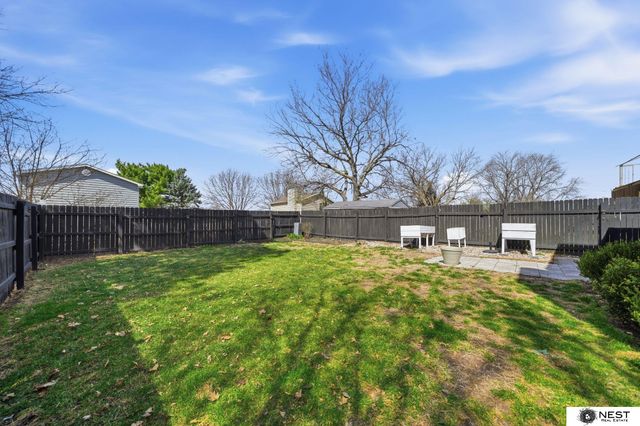 3640 Wildbriar Lane, Lincoln, NE 68516