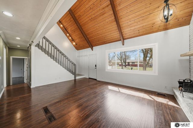 3640 Wildbriar Lane, Lincoln, NE 68516