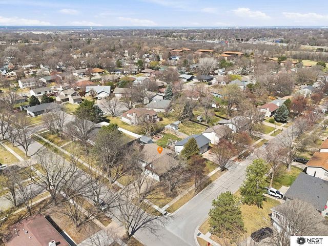 3640 Wildbriar Lane, Lincoln, NE 68516