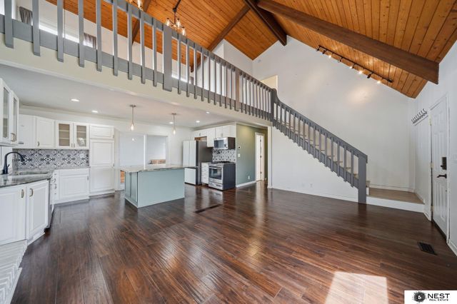 3640 Wildbriar Lane, Lincoln, NE 68516