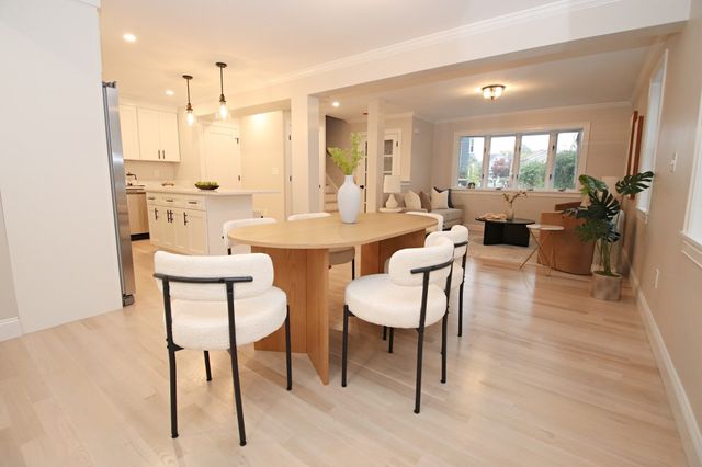 27 Holbrook Court 1, Melrose, MA 02176