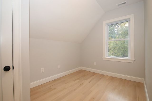 27 Holbrook Court 1, Melrose, MA 02176