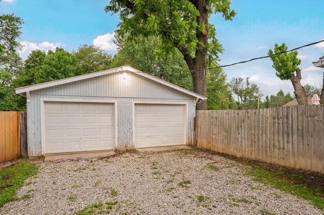 629 N Warren Avenue, Springfield, MO 65802