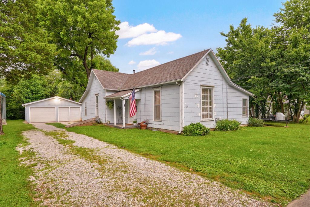 629 N Warren Avenue, Springfield, MO 65802