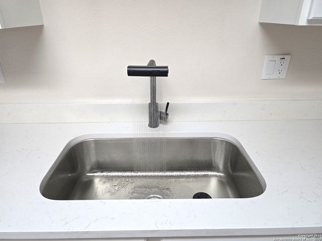 334 WIGGINS CREEK, San Antonio, TX 78253