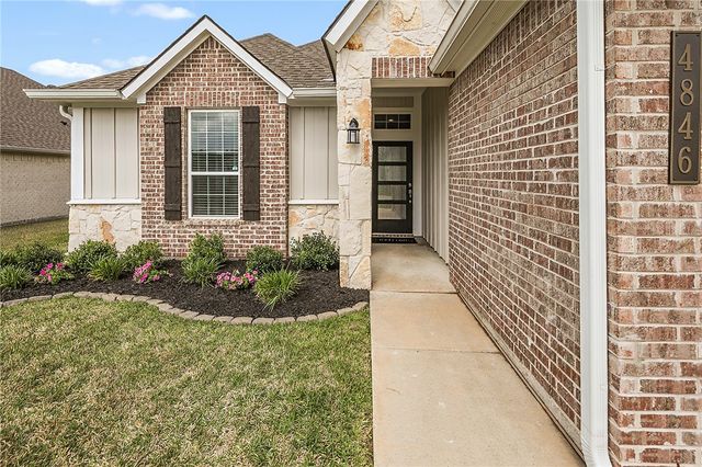 4846 Native Tree Lane, College Station, TX 77845