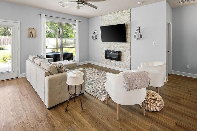 4846 Native Tree Lane, College Station, TX 77845