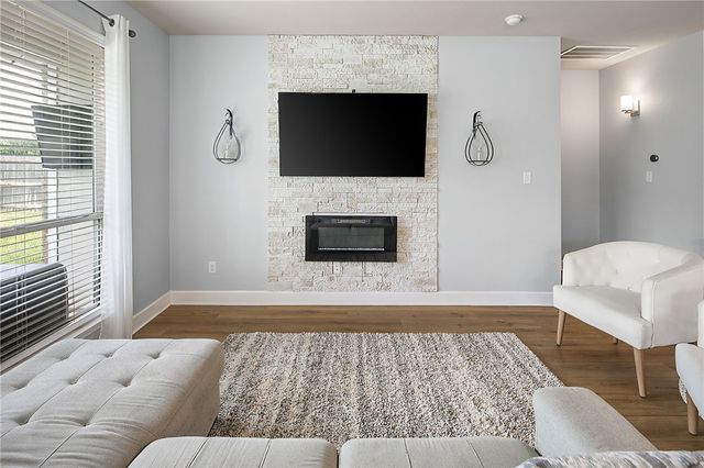 4846 Native Tree Lane, College Station, TX 77845
