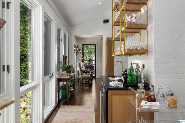 4216 KENNESAW DRIVE, Mountain Brook, AL 35213