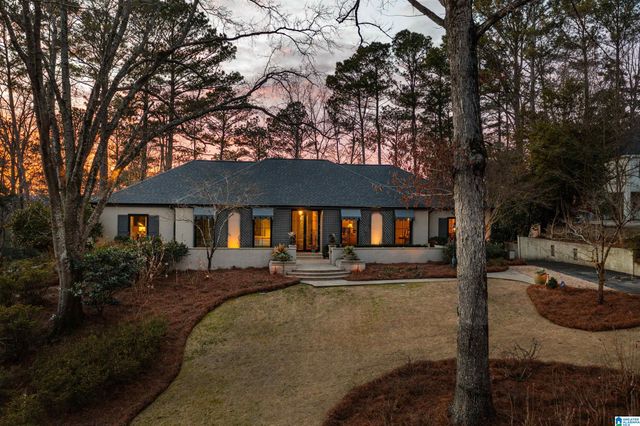 4216 KENNESAW DRIVE, Mountain Brook, AL 35213