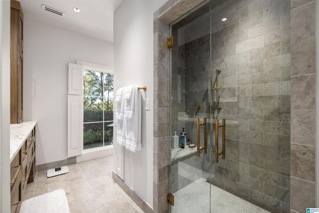 4216 KENNESAW DRIVE, Mountain Brook, AL 35213