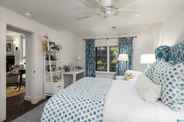 4216 KENNESAW DRIVE, Mountain Brook, AL 35213