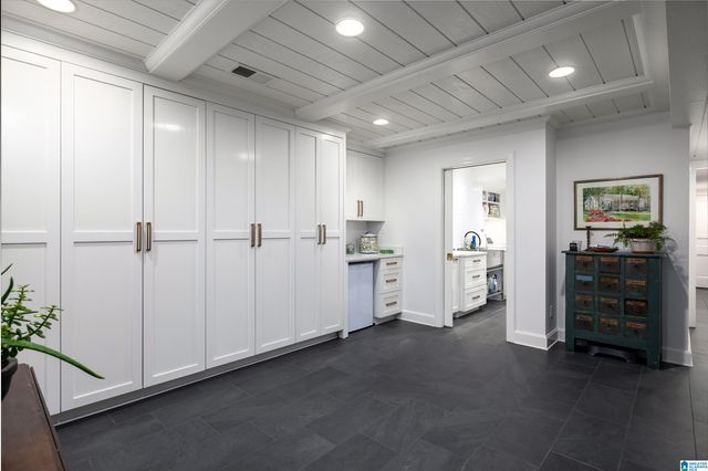 4216 KENNESAW DRIVE, Mountain Brook, AL 35213