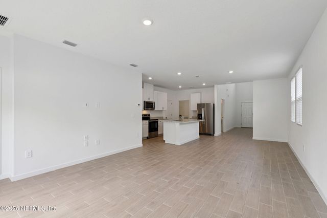 8 DILLY Court, Palm Coast, FL 32164