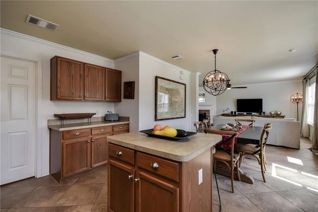 2206 JOHN TEE DR, Cedar Park, TX 78613