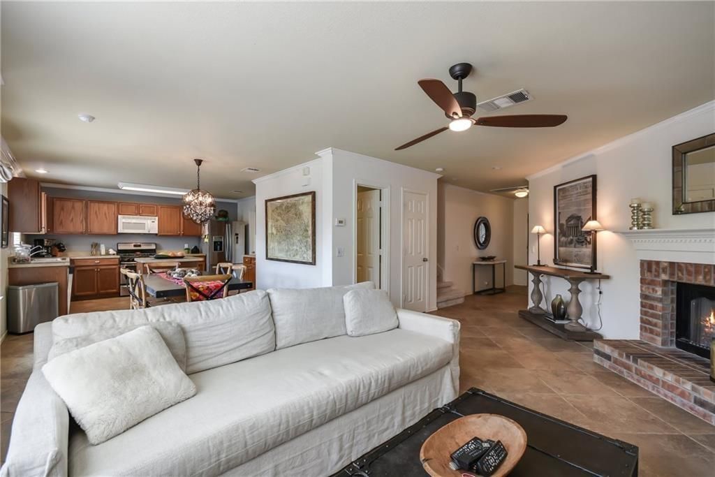 2206 JOHN TEE DR, Cedar Park, TX 78613