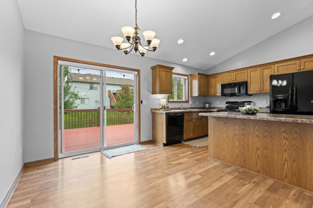 6159 Hillsboro Drive NW, Rochester, MN 55901