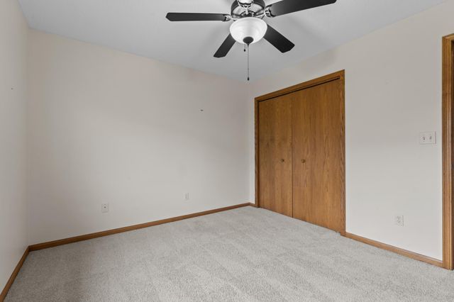 6159 Hillsboro Drive NW, Rochester, MN 55901