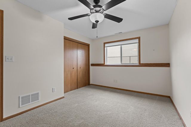 6159 Hillsboro Drive NW, Rochester, MN 55901