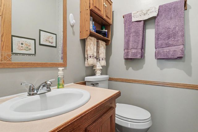 39 Rosa Drive, Saint Matthews, SC 29135