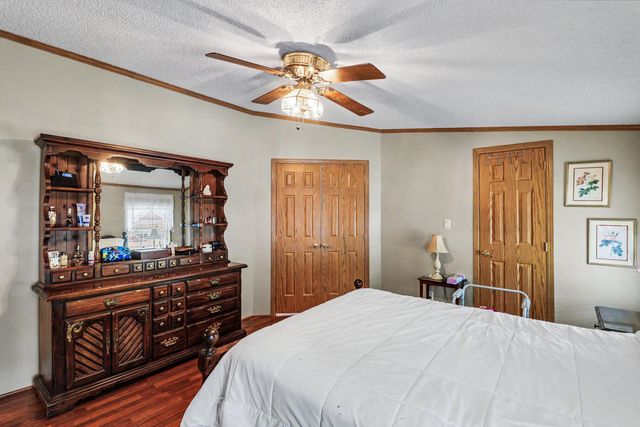 39 Rosa Drive, Saint Matthews, SC 29135
