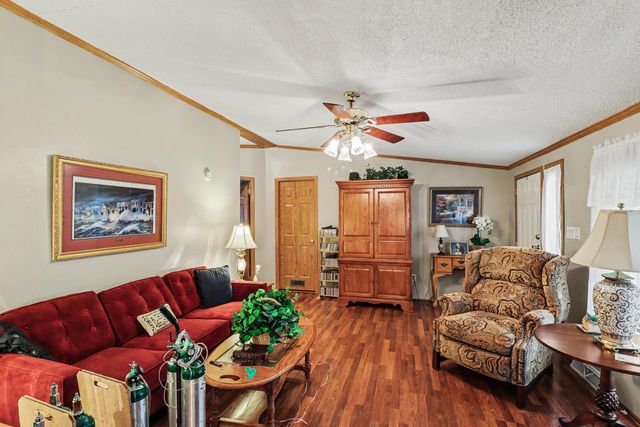 39 Rosa Drive, Saint Matthews, SC 29135