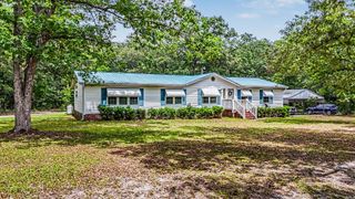 39 Rosa Drive, Saint Matthews, SC 29135