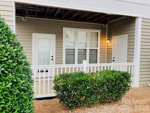 18001 Delmas Drive 1C, Cornelius, NC 28031